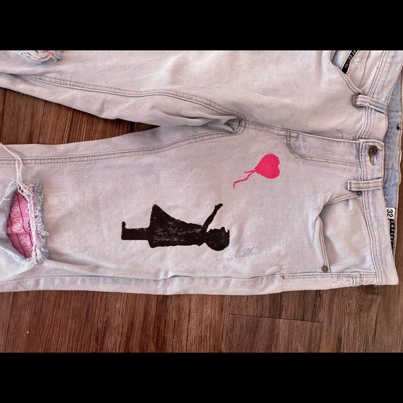 Custom Jeans - Banksy inspired - Picture 2 of 5